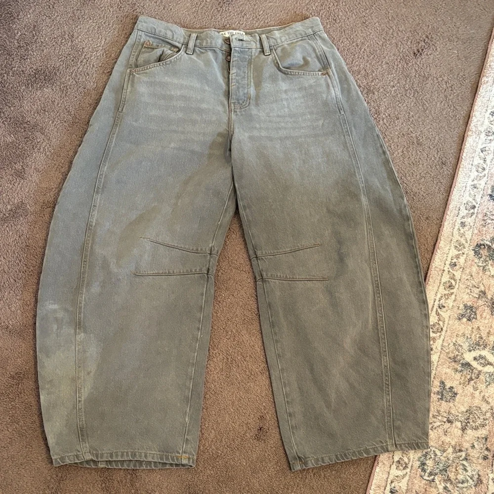 Free People We The Free Good Luck Barrel Jeans in gray NWT - Picture 5 of 11
